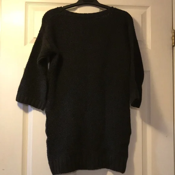 Sweater - Picture 6 of 7